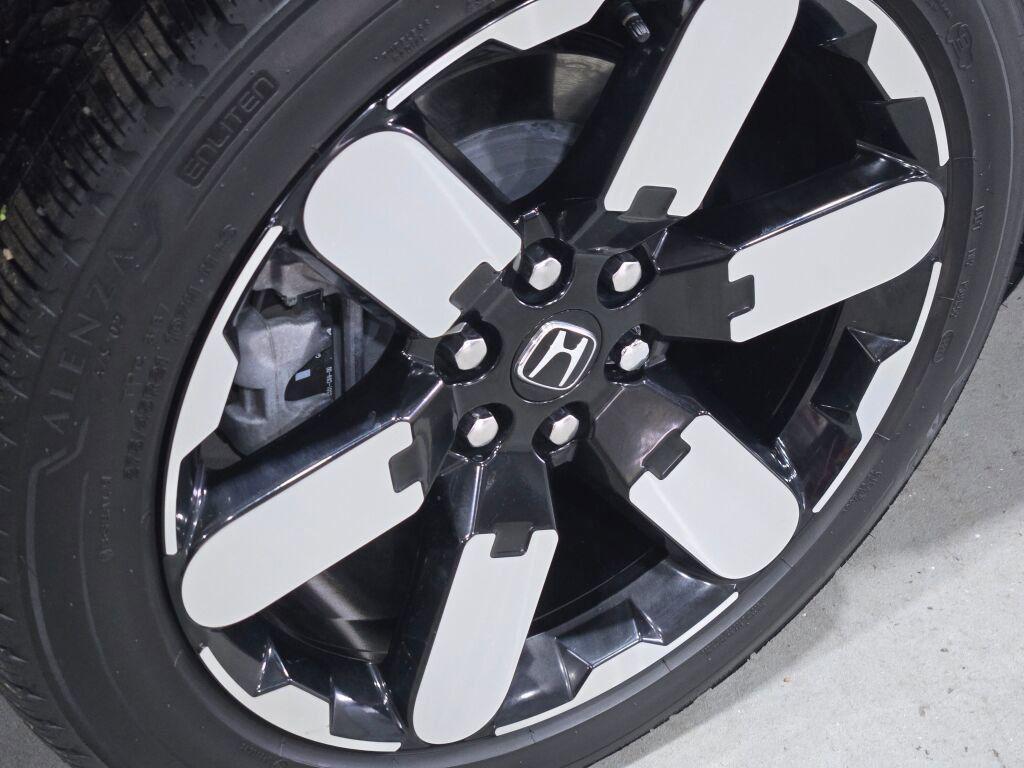 used 2024 Honda Prologue car, priced at $30,425