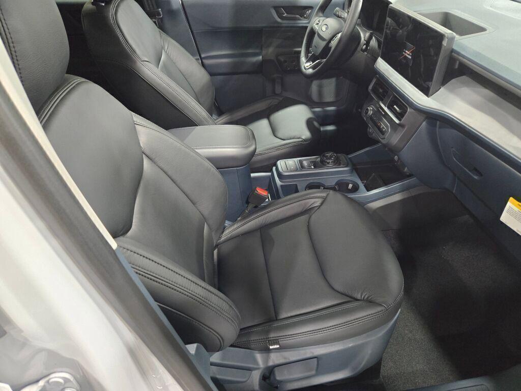 new 2025 Ford Maverick car, priced at $33,995