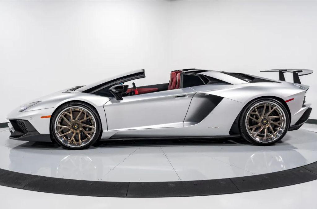 used 2018 Lamborghini Aventador S car, priced at $429,991