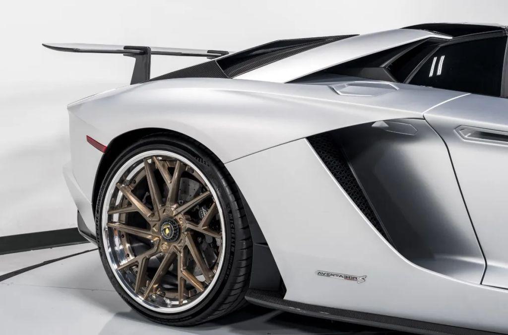 used 2018 Lamborghini Aventador S car, priced at $429,991