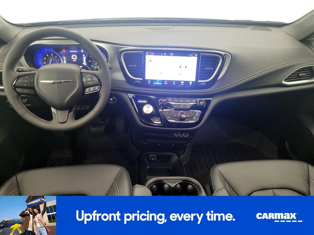 used 2024 Chrysler Pacifica car, priced at $39,998