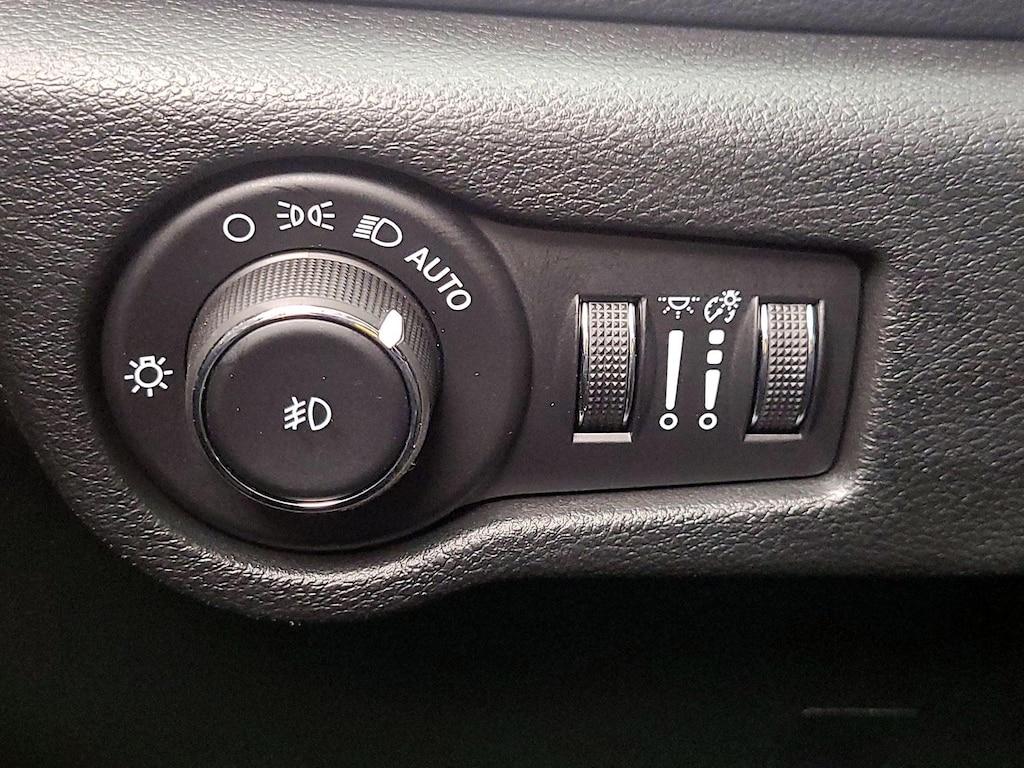 used 2024 Chrysler Pacifica car, priced at $39,998