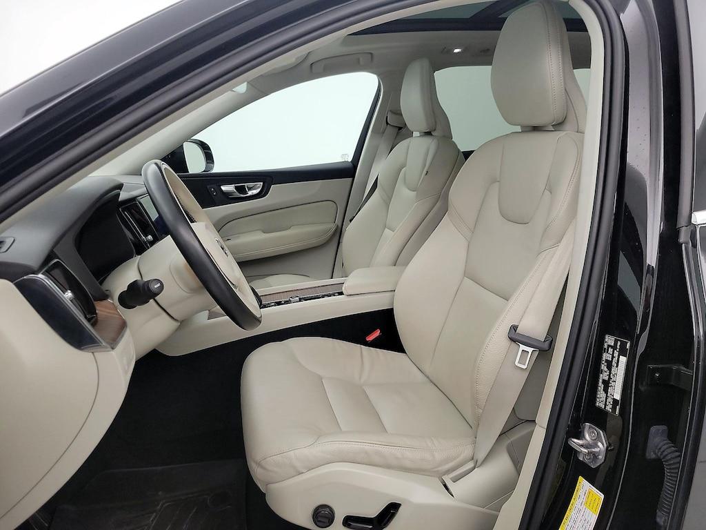 used 2022 Volvo XC60 car, priced at $27,998