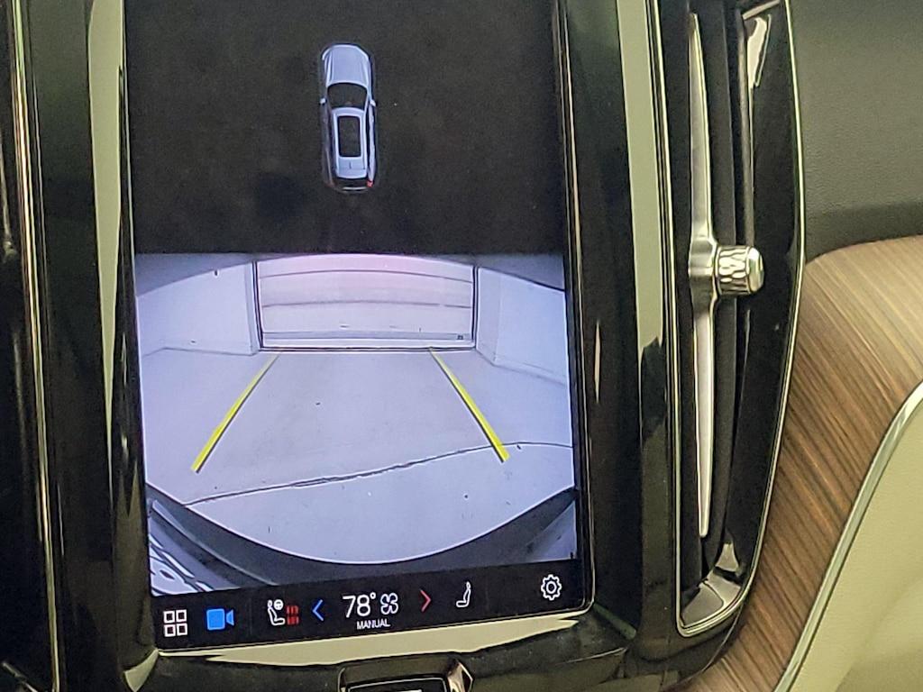 used 2022 Volvo XC60 car, priced at $27,998