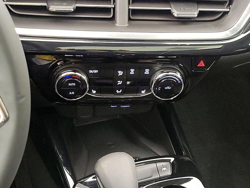 used 2024 Chevrolet Trax car, priced at $23,998