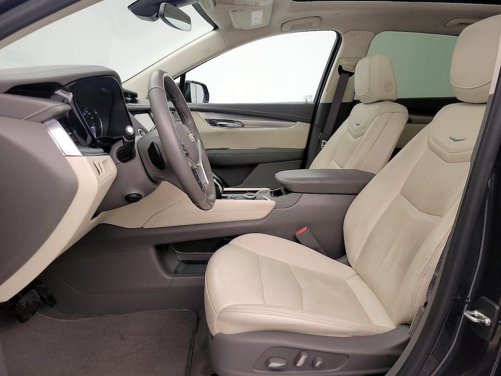 used 2022 Cadillac XT5 car, priced at $28,998