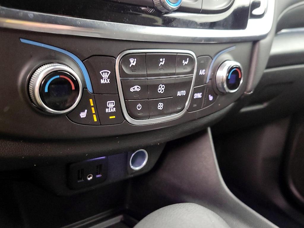 used 2023 Chevrolet Traverse car, priced at $26,998