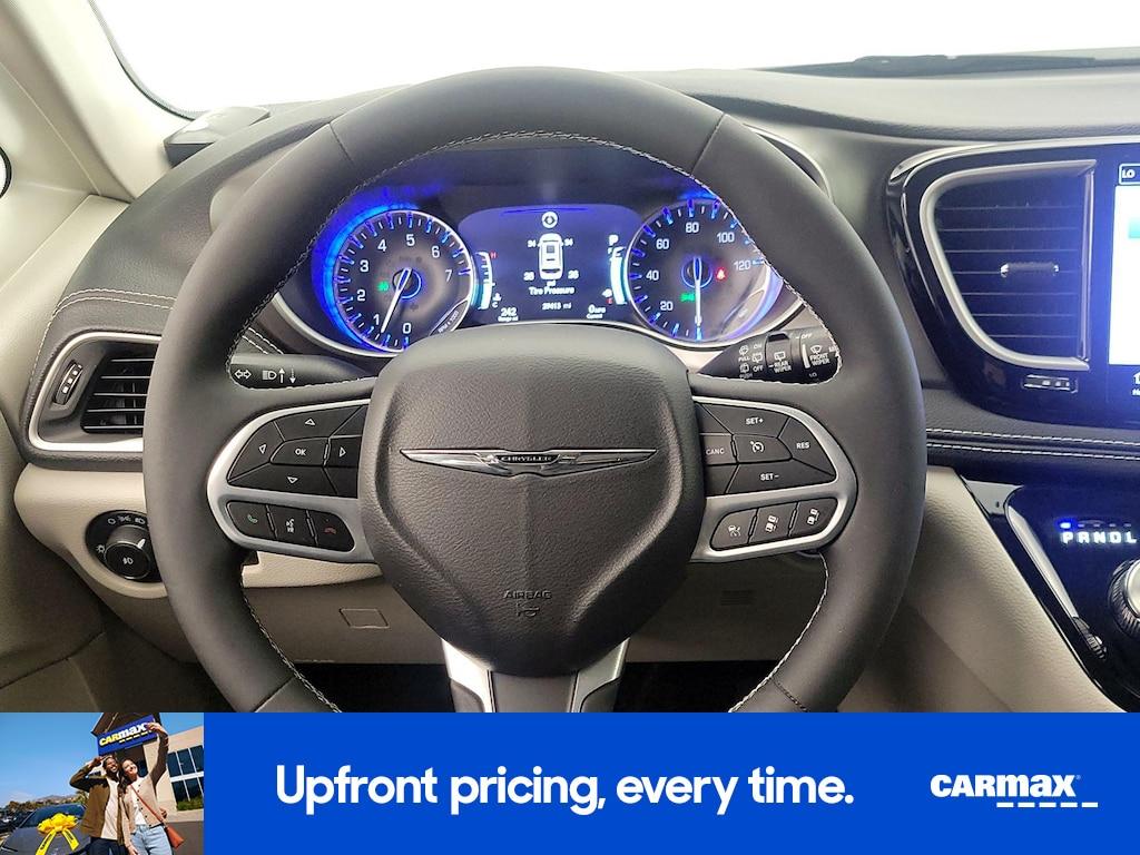 used 2023 Chrysler Pacifica car, priced at $31,998