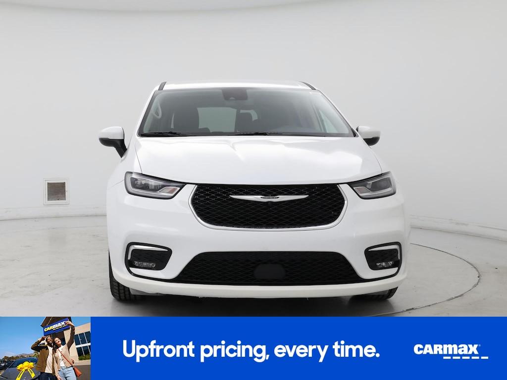 used 2023 Chrysler Pacifica car, priced at $31,998