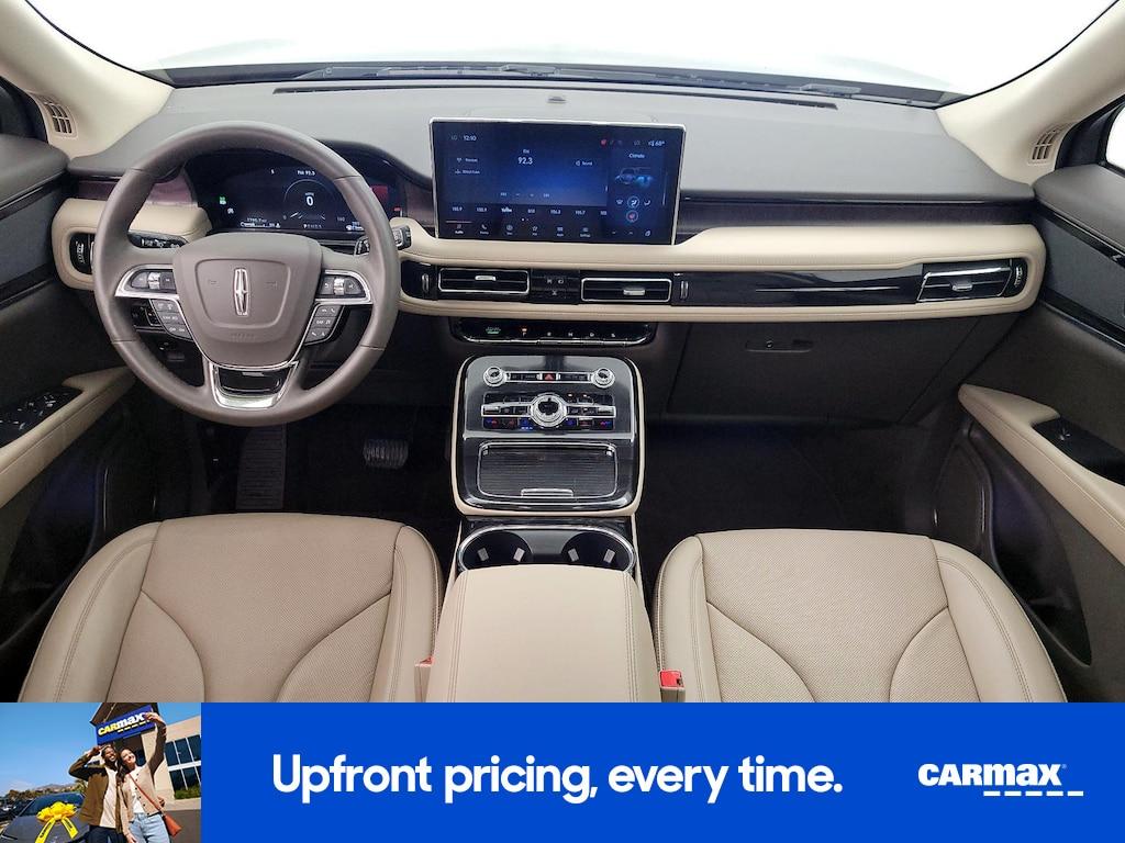 used 2023 Lincoln Nautilus car, priced at $41,998