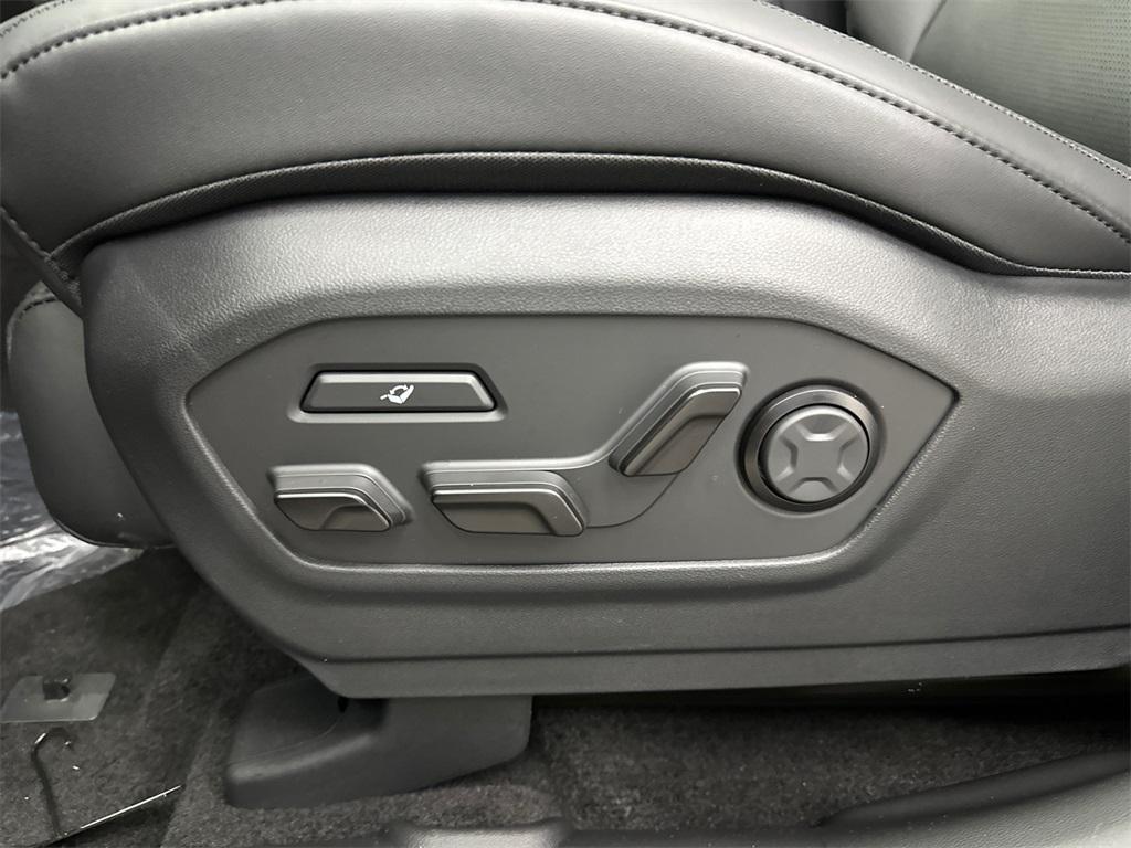 new 2026 Hyundai SANTA FE HEV car, priced at $45,940