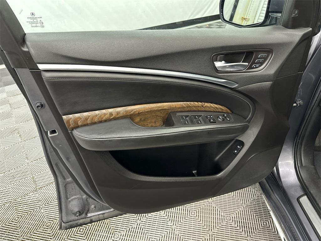 used 2019 Acura MDX car, priced at $17,919