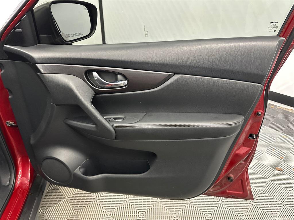 used 2019 Nissan Rogue car, priced at $10,891