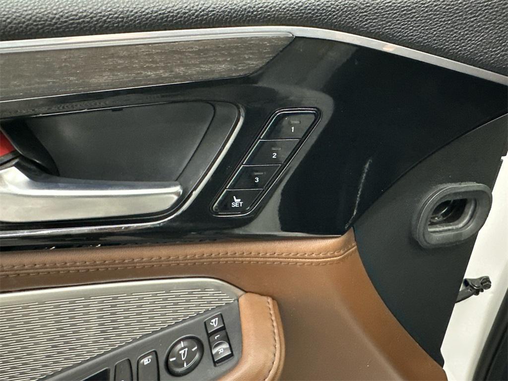 used 2023 Acura MDX car, priced at $39,779