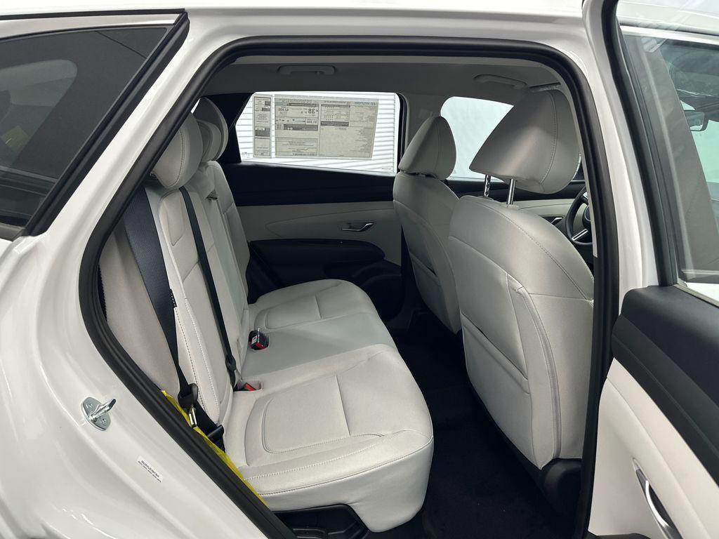 new 2026 Hyundai TUCSON Hybrid car, priced at $31,316