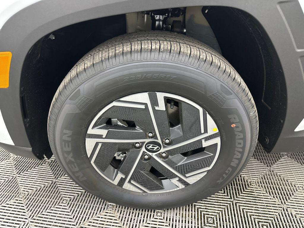 new 2026 Hyundai TUCSON Hybrid car, priced at $31,316