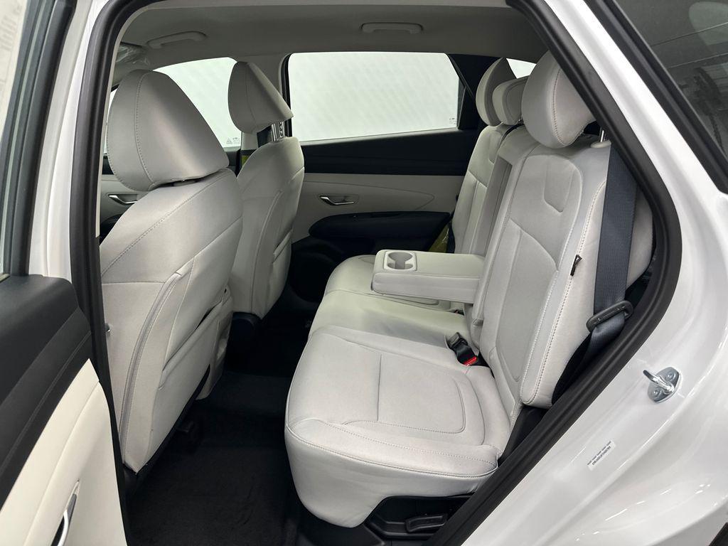 new 2026 Hyundai TUCSON Hybrid car, priced at $31,316