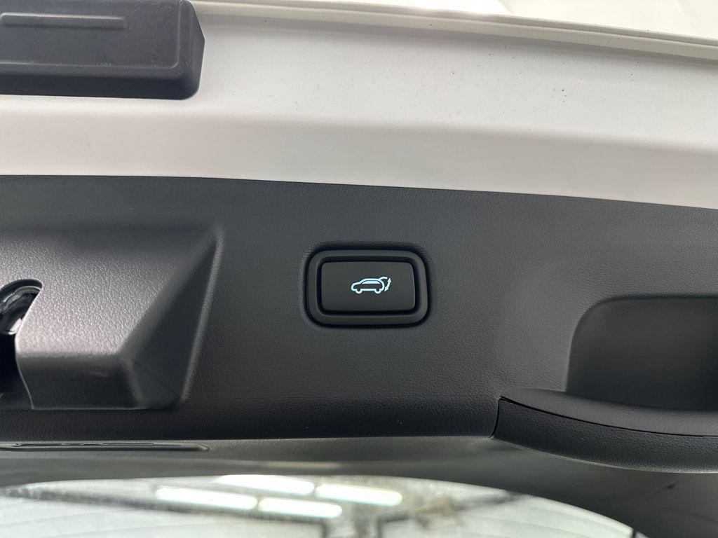 new 2026 Hyundai TUCSON Hybrid car, priced at $33,141