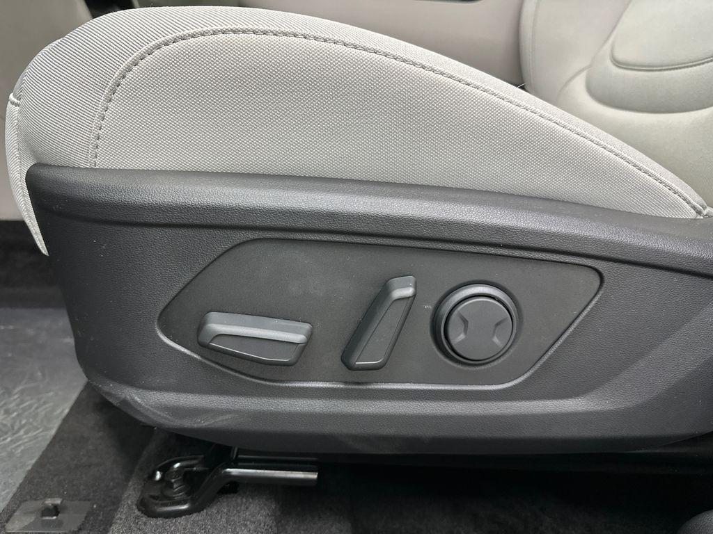 new 2026 Hyundai TUCSON Hybrid car, priced at $33,655
