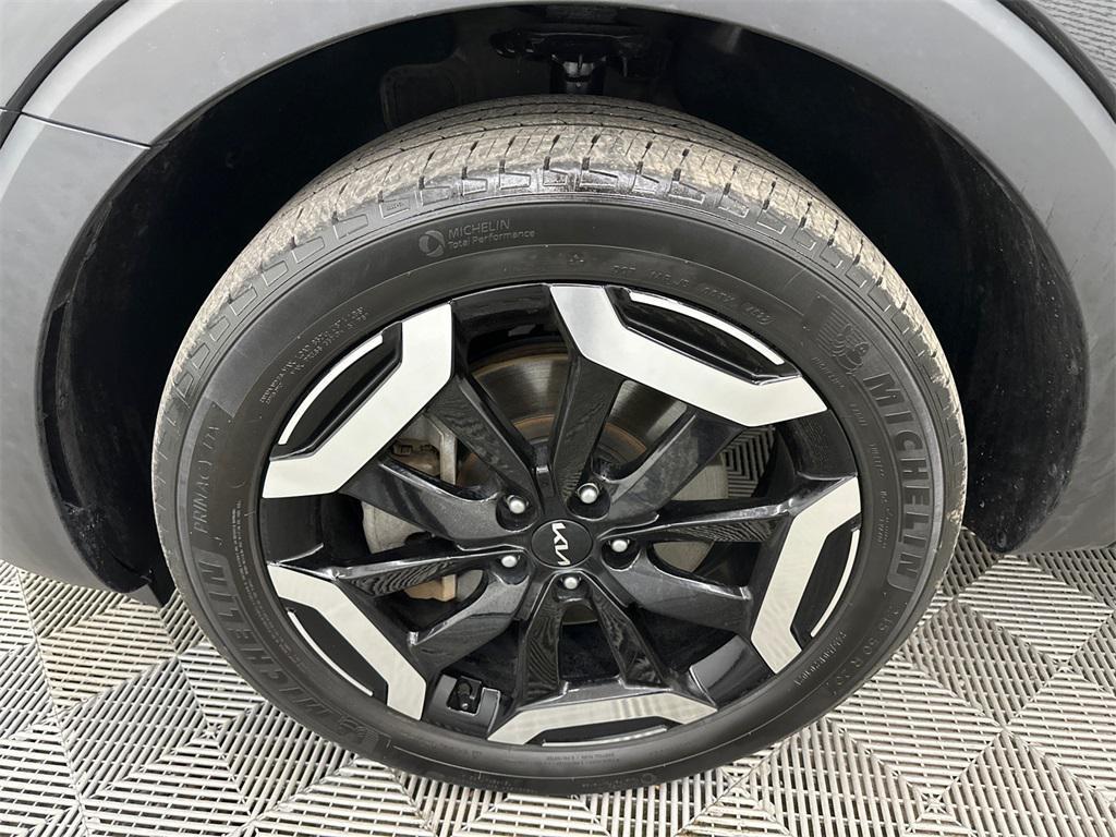 used 2023 Kia Telluride car, priced at $30,839