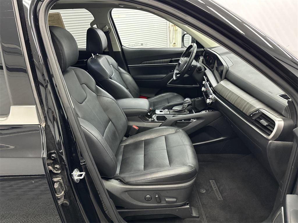 used 2023 Kia Telluride car, priced at $30,839