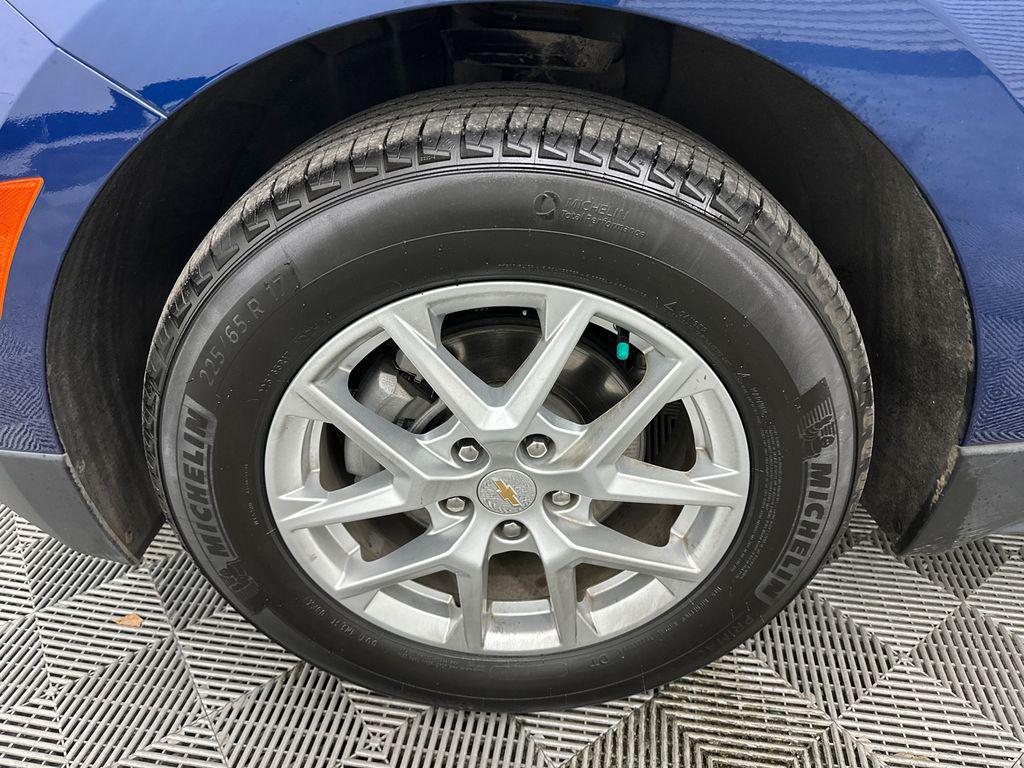 used 2022 Chevrolet Equinox car, priced at $17,675