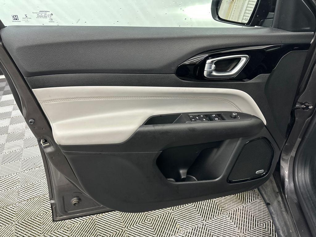 used 2022 Jeep Compass car, priced at $21,341