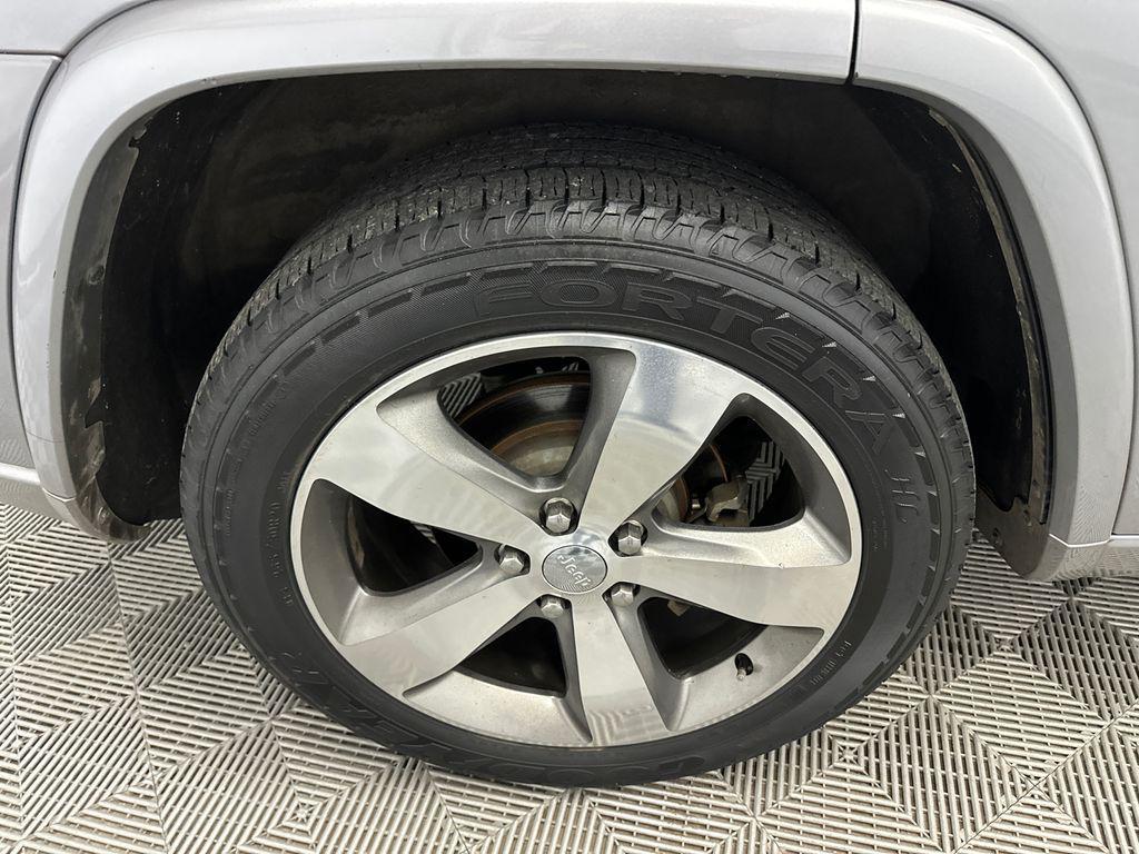 used 2016 Jeep Grand Cherokee car, priced at $8,960