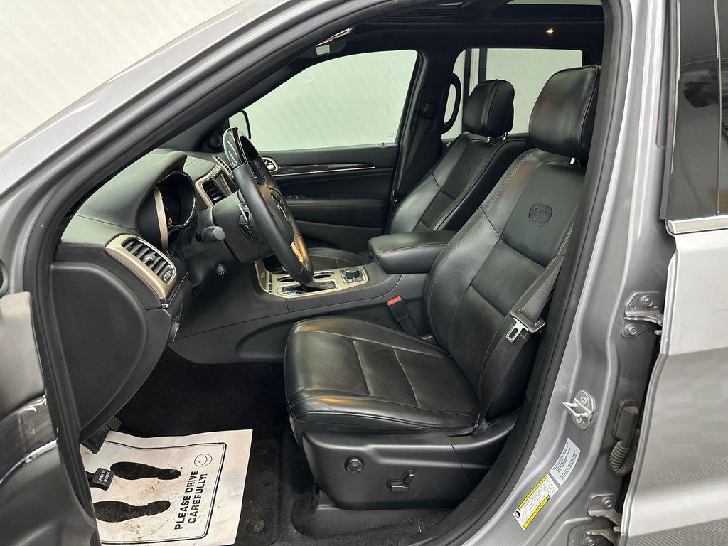 used 2016 Jeep Grand Cherokee car, priced at $8,960