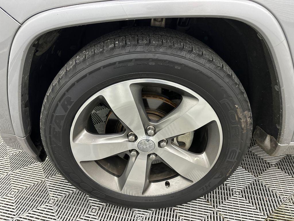 used 2016 Jeep Grand Cherokee car, priced at $8,960