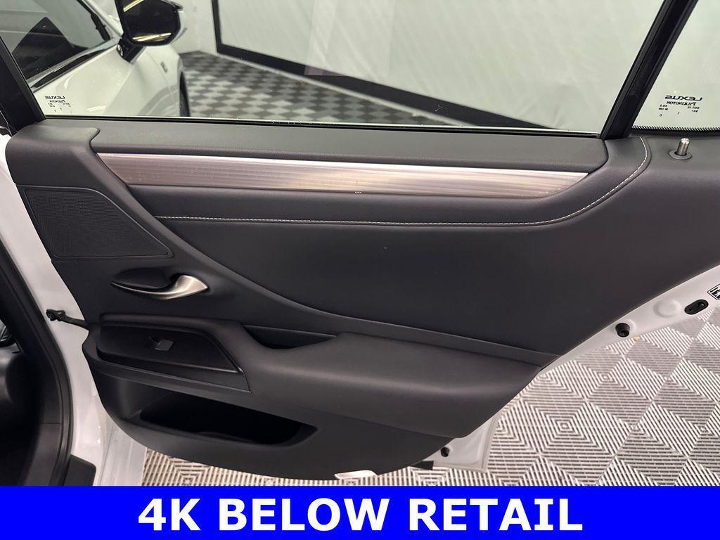 used 2019 Lexus ES 350 car, priced at $26,998