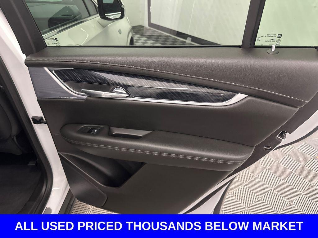 used 2024 Cadillac XT6 car, priced at $42,450