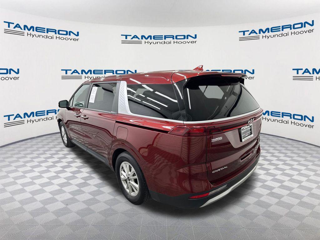 used 2024 Kia Carnival car, priced at $28,691
