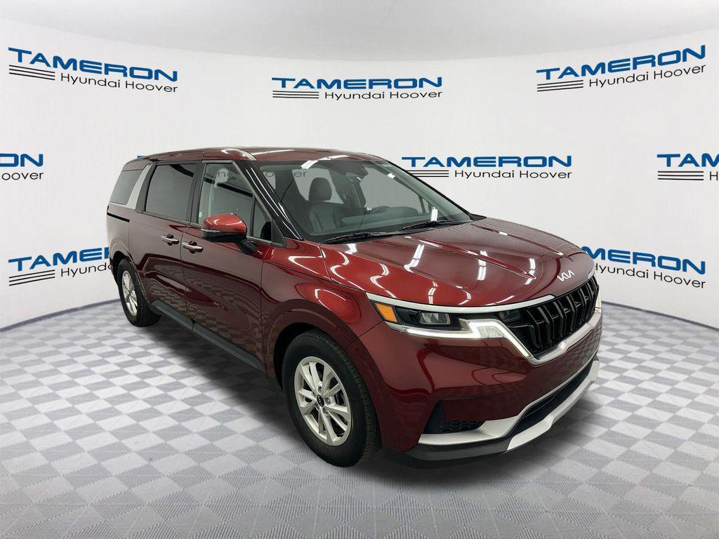 used 2024 Kia Carnival car, priced at $28,691