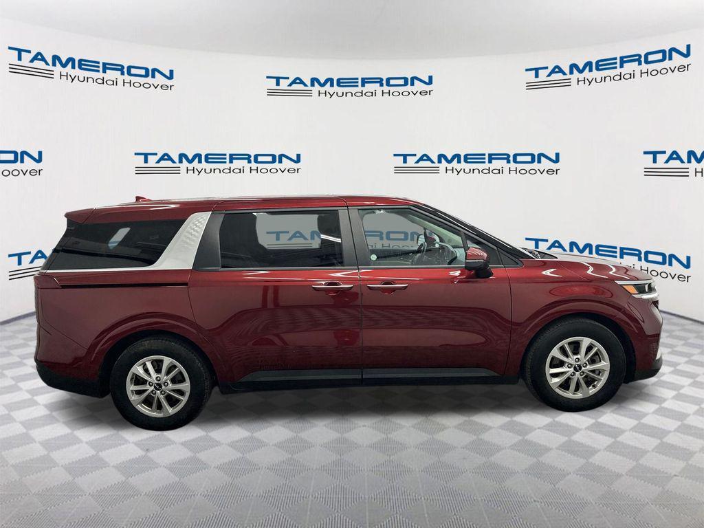 used 2024 Kia Carnival car, priced at $28,691