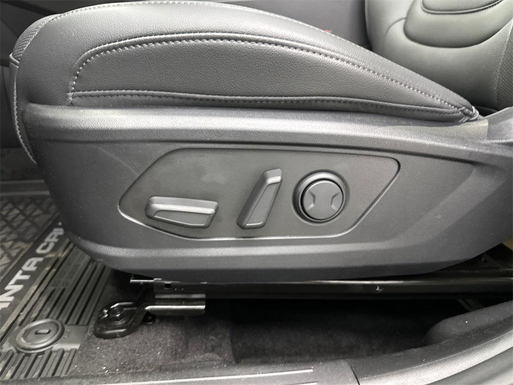 new 2025 Hyundai SANTA CRUZ car, priced at $39,190