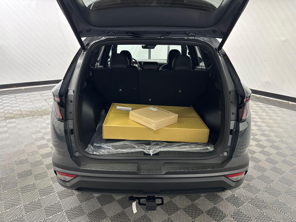 new 2026 Hyundai Tucson car, priced at $33,085