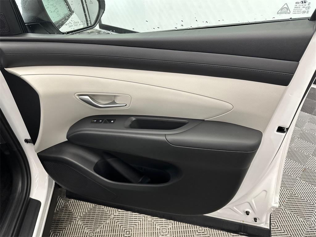 new 2026 Hyundai Tucson car, priced at $29,910
