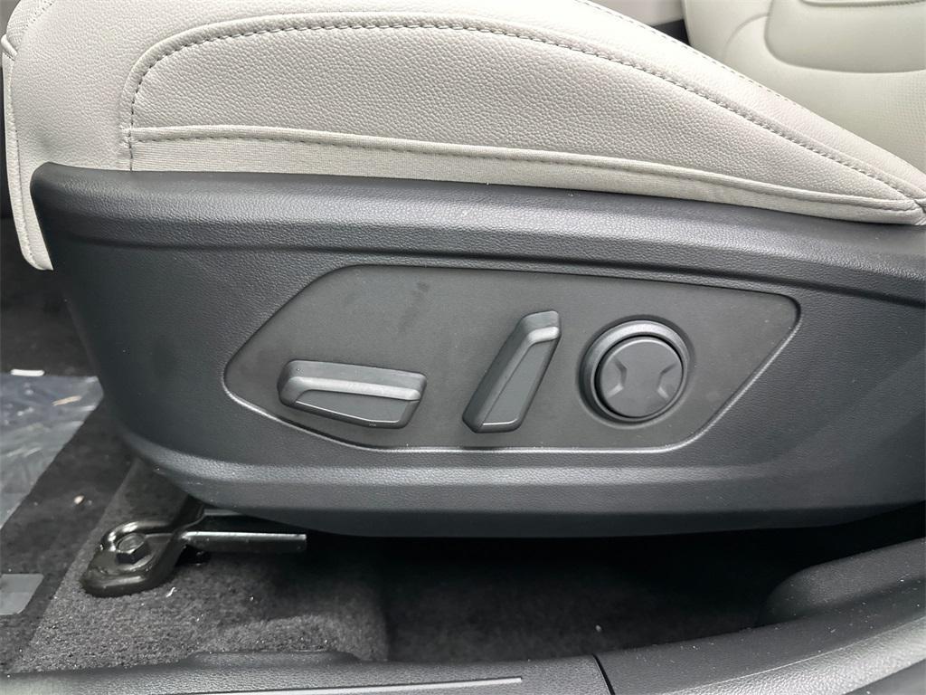 new 2026 Hyundai Tucson car, priced at $33,913