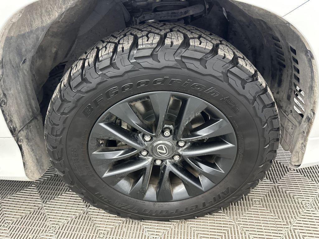 used 2023 Lexus GX 460 car, priced at $53,996