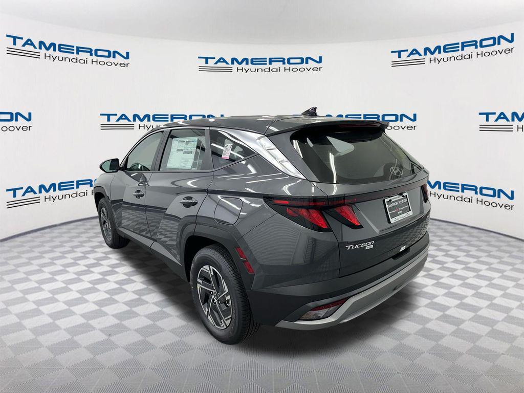 new 2026 Hyundai TUCSON Hybrid car, priced at $31,779