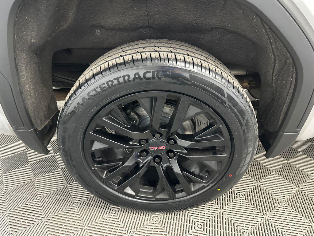 used 2022 GMC Sierra 1500 car, priced at $49,597