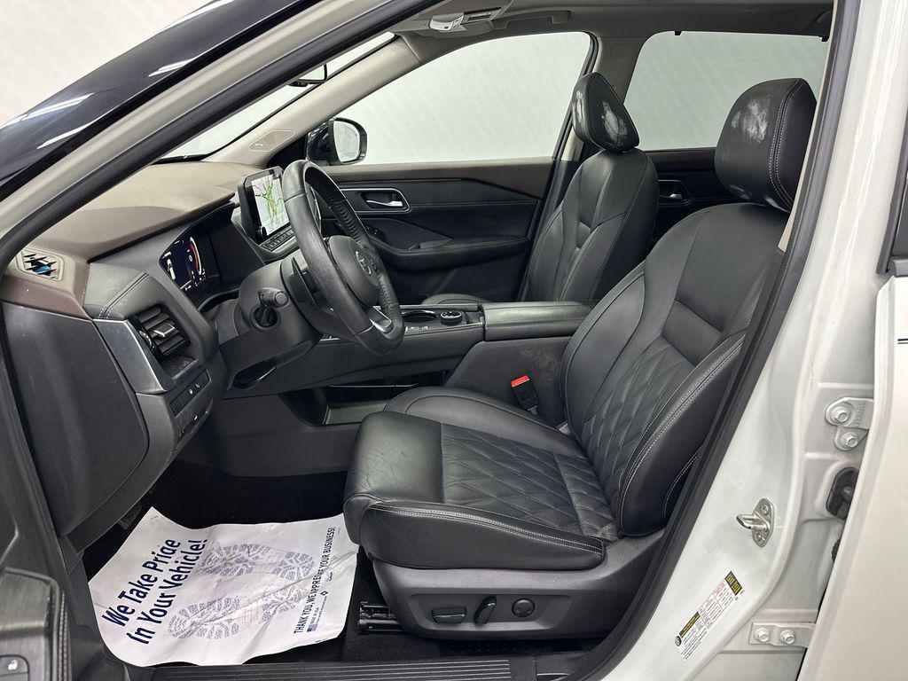 used 2021 Nissan Rogue car, priced at $24,888