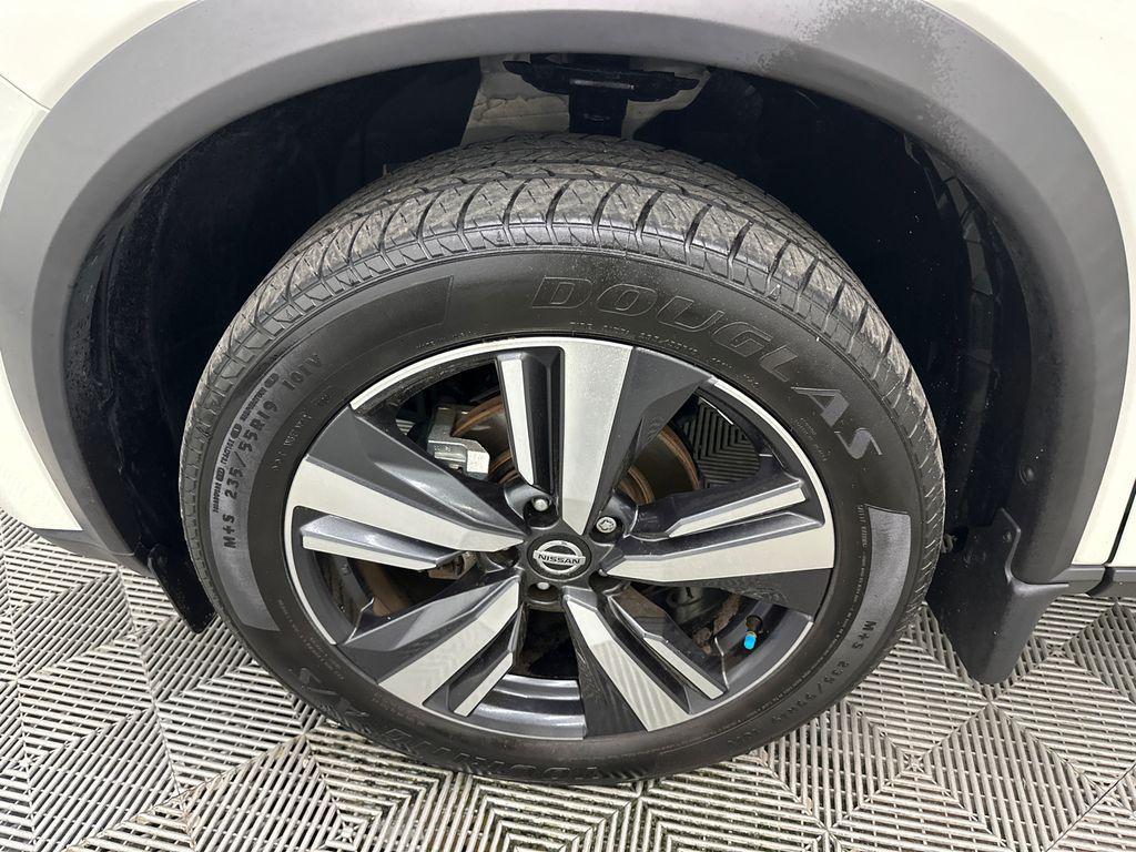 used 2021 Nissan Rogue car, priced at $24,888