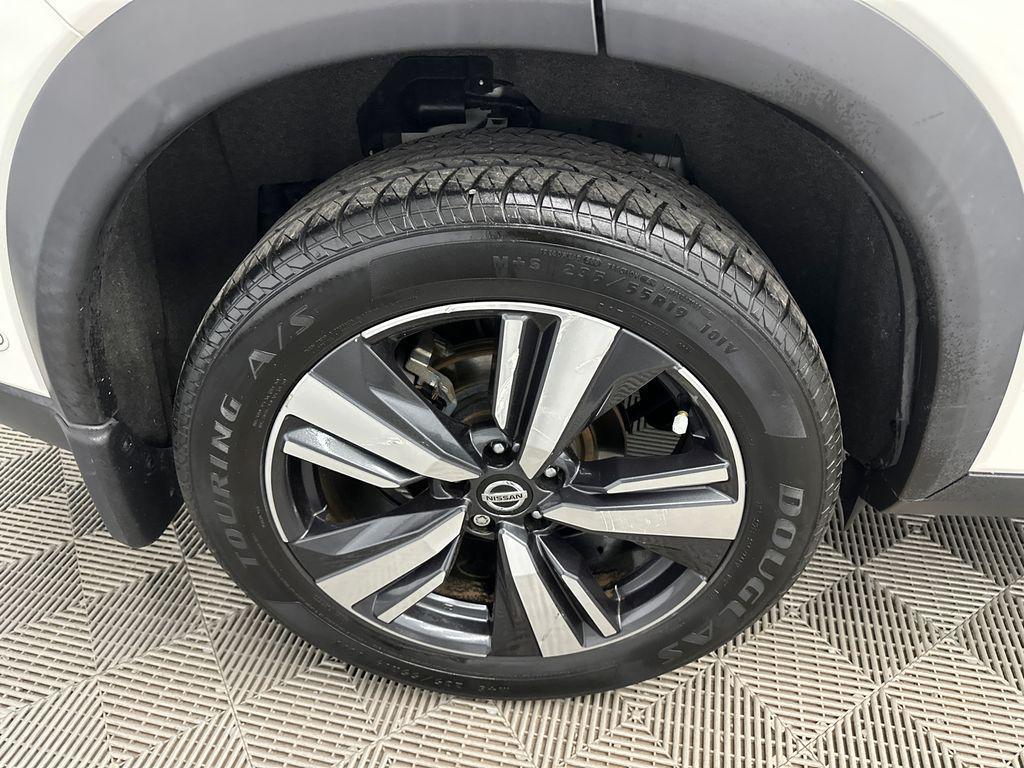 used 2021 Nissan Rogue car, priced at $24,888