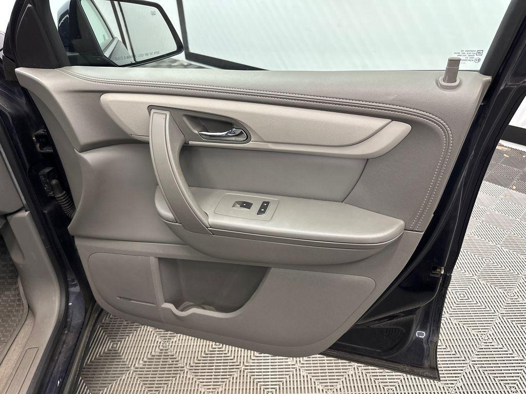 used 2015 Chevrolet Traverse car, priced at $7,609