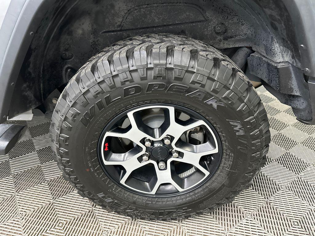 used 2020 Jeep Wrangler Unlimited car, priced at $27,887