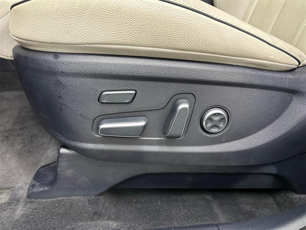 used 2024 Hyundai Palisade car, priced at $33,719