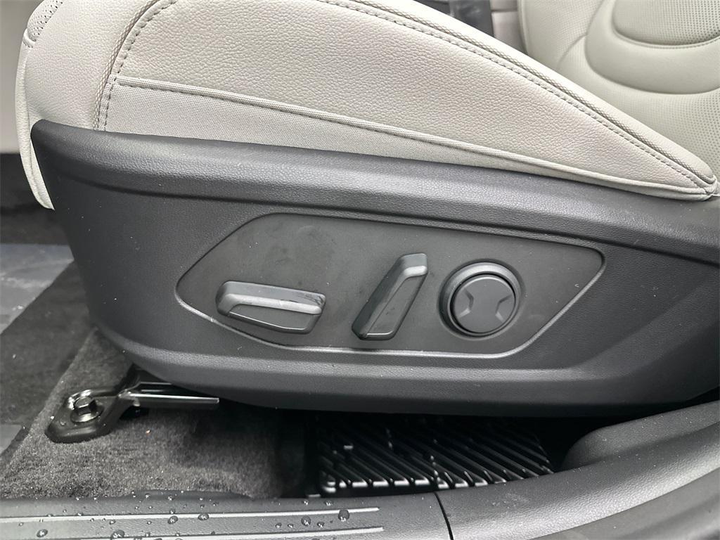 new 2026 Hyundai TUCSON Hybrid car, priced at $40,583