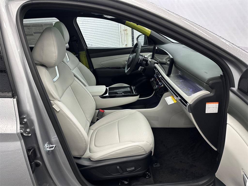 new 2026 Hyundai TUCSON Hybrid car, priced at $40,583